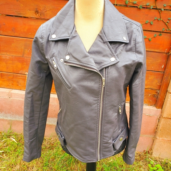 Romeo & Juliet Couture Jackets & Blazers - **SALE**Romeo + Juliet Couture vegan leather